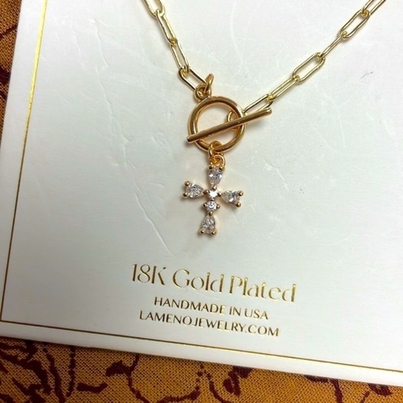 Brand New La Meno 18K Gold Plated Cross Chain Necklace Crystals Christian - Picture 5 of 12